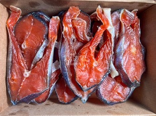 Сурские (ПШЕНИЧНЫЕ) Копченая колбаска (100 гр): Стейк дикого лосося 