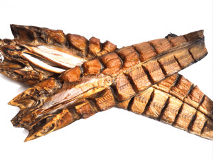 Вобла (18+) с икрой: Белый амур холодного копчения